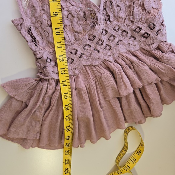 Free People Adella Cami Pink Mauve Boho Crochet Lace Top Strappy Blouse Size S - Picture 10 of 10